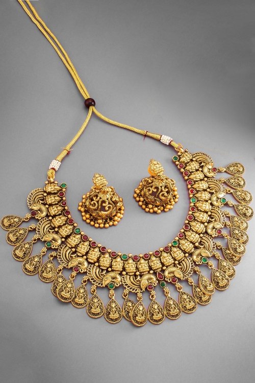 Golden Traditional Necklace Set