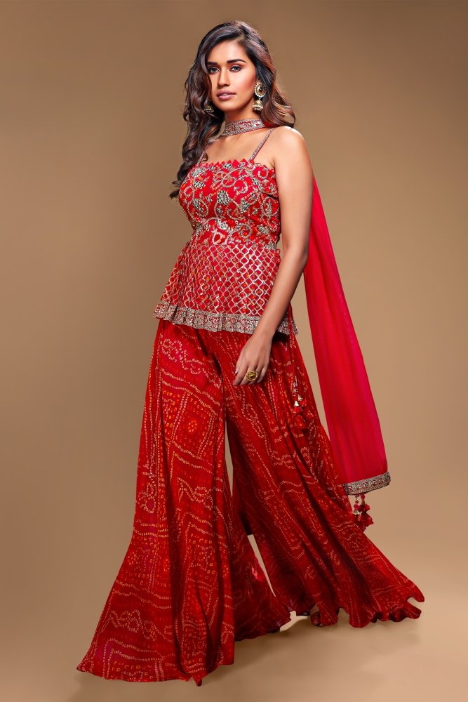 bandhani #designer #dress #bandhanidesignerdress | Bandhini dress, Silk  dress long, Bandhani dress