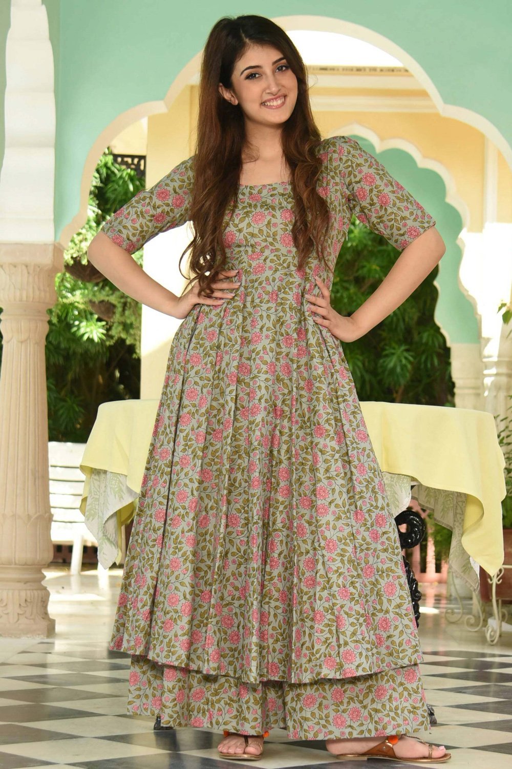 Aaradhna Presents Fashion Girl 2 Collection Of Heavy Rayon Embroidered Kurti  With Plazo